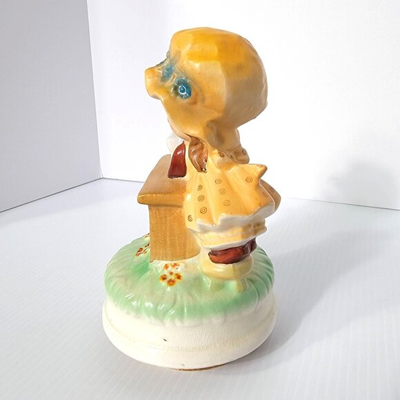 Bonnet Girl Lemonade Stand Rotating Music Box Vintage 70's Fred Roberts - Picture 2 of 9